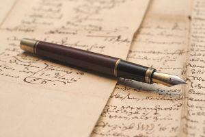 1148653_vintage_fountain_pen_1.jpg